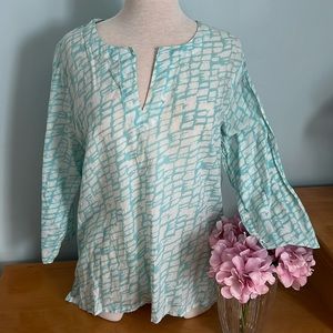 Aqua and white KikiSol lightweight tunic